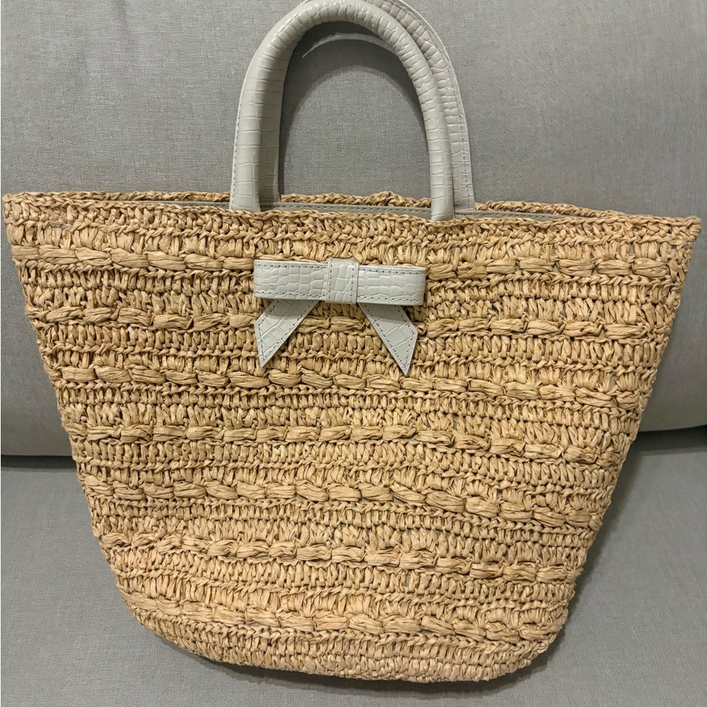 Pamela Munson Bow Tote - Picture 3 of 7